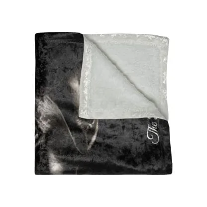 The Dobes Crushed Velvet Blanket - King Dobe - black - Image 3